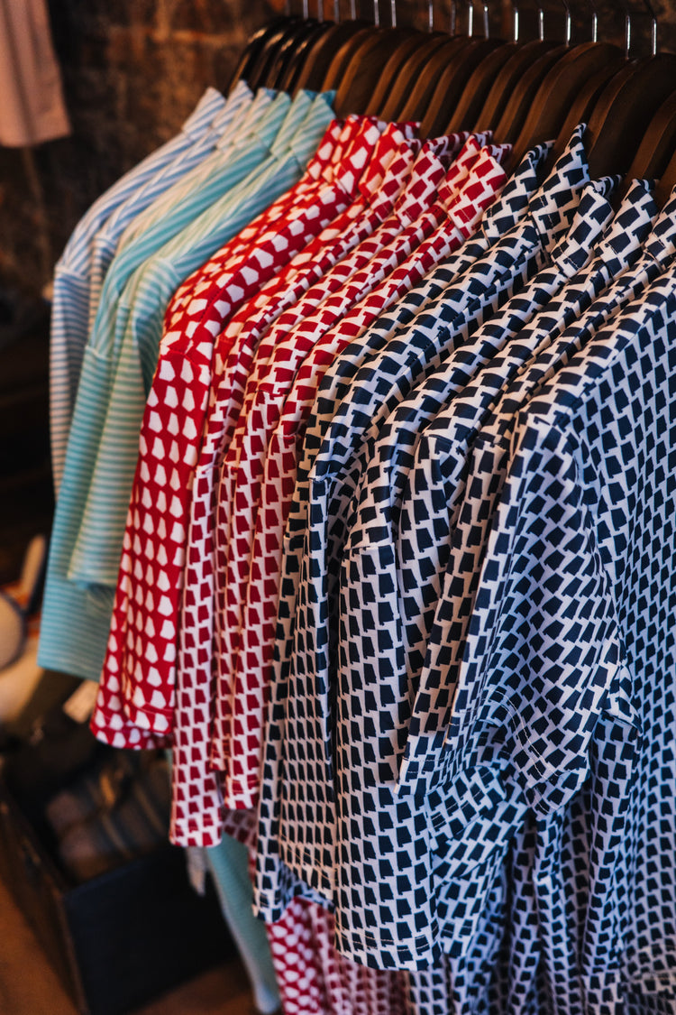 Polos