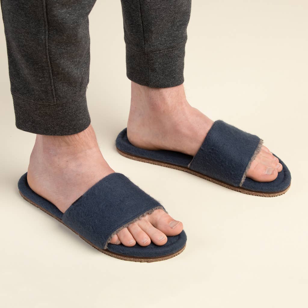 Feelgoodz - Men's Meridian Soft Slides: Large (9.5-11), Moon