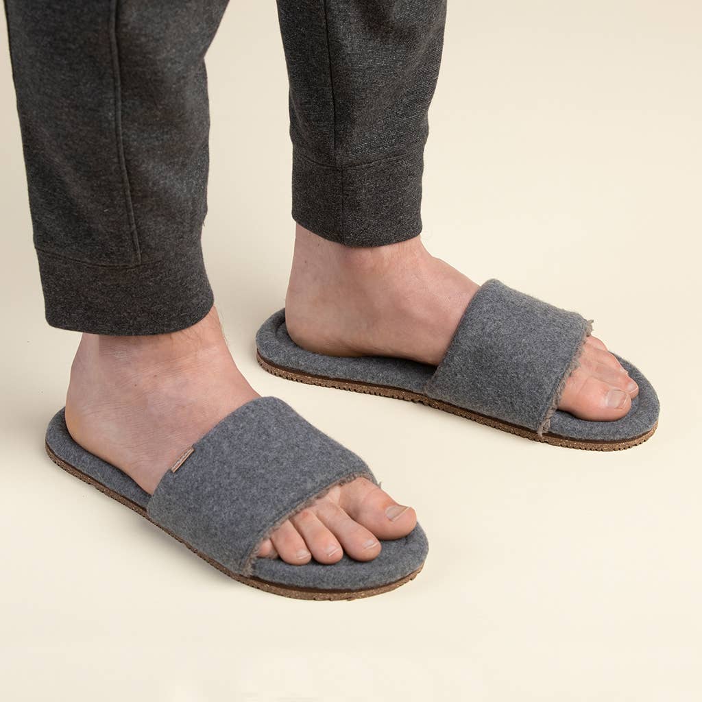 Feelgoodz - Men's Meridian Soft Slides: Large (9.5-11), Moon