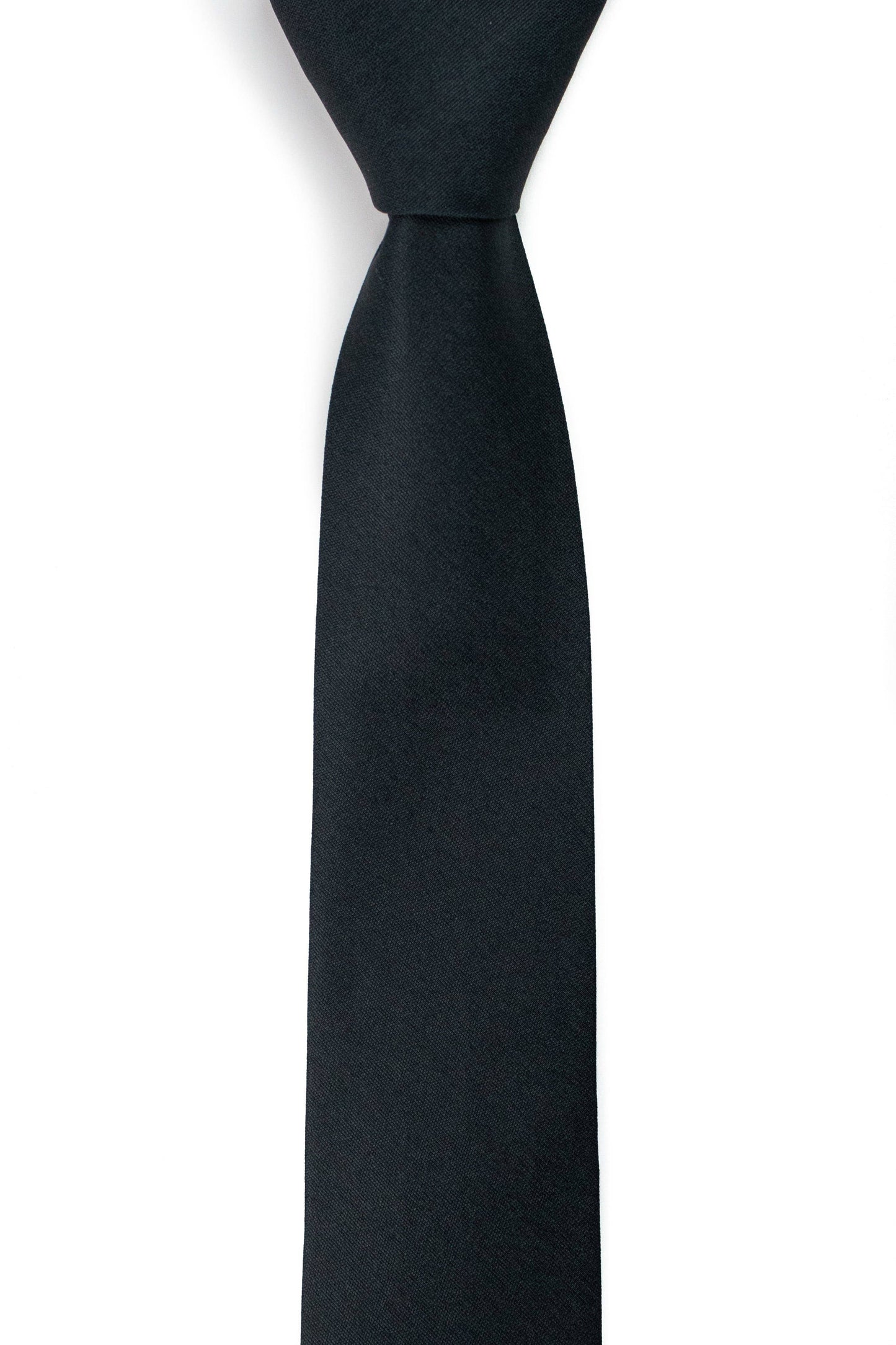 Tough Apparel - Mariana - Solid Black Tie: 2.5" Slim/Skinny Tie