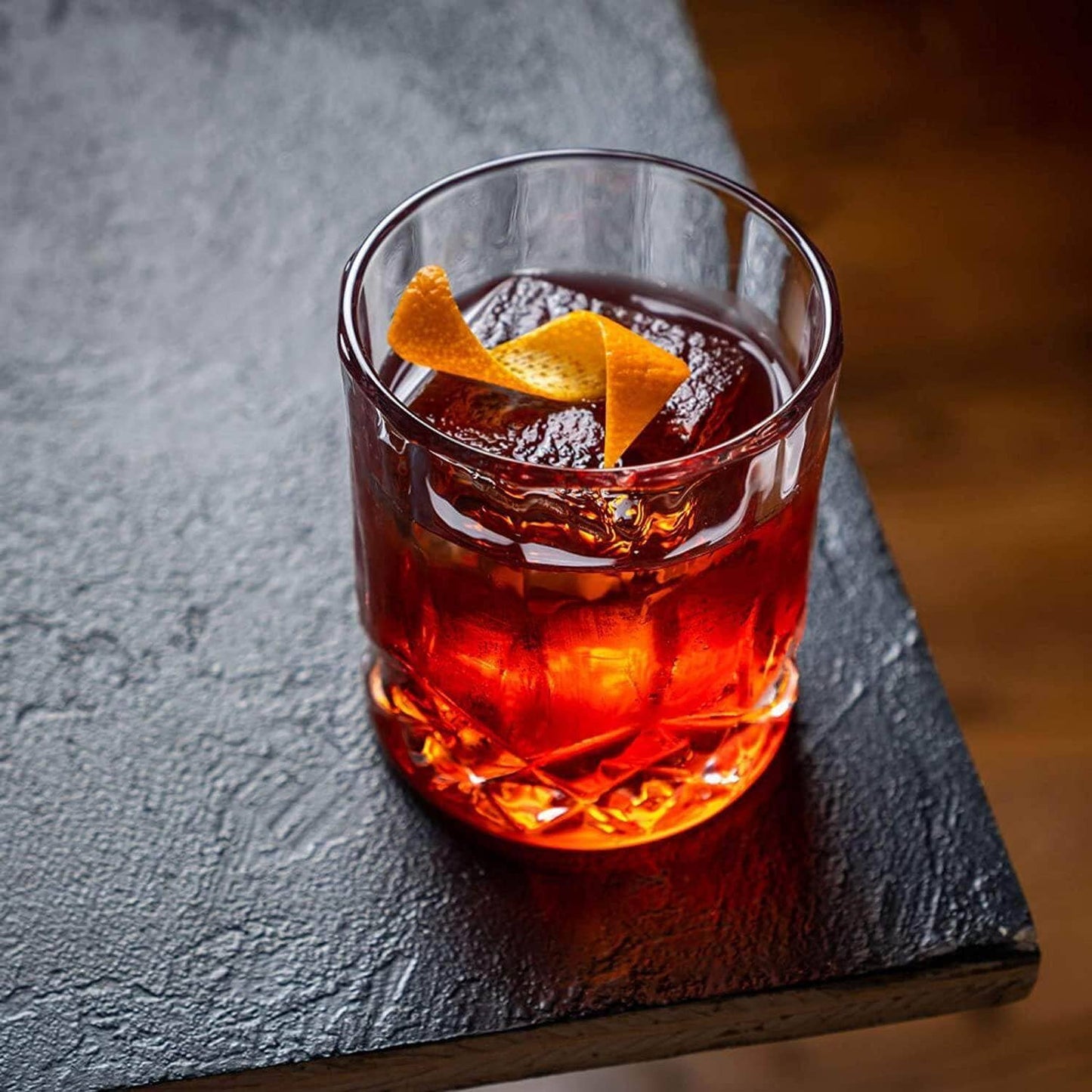ROCKS Whiskey Chilling Stones - The Connoisseur's Set - Signature Whiskey Glass Edition