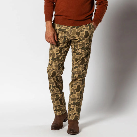 Classic Fit Gold School Chino in Original Khaki Camo