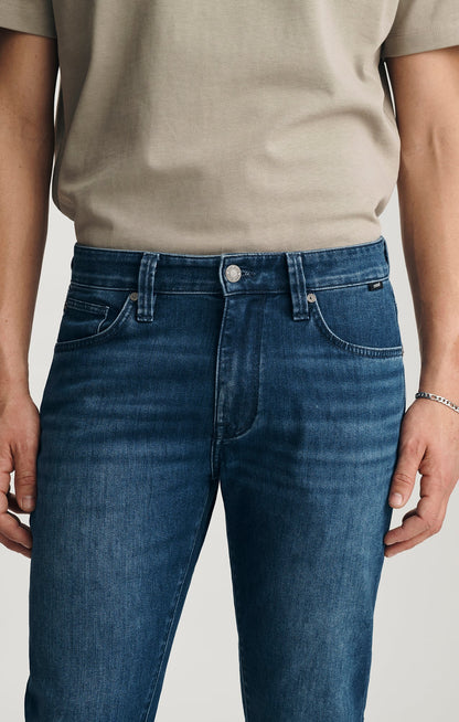 Marcus Slim Straight Jean in Dark Air-Lite